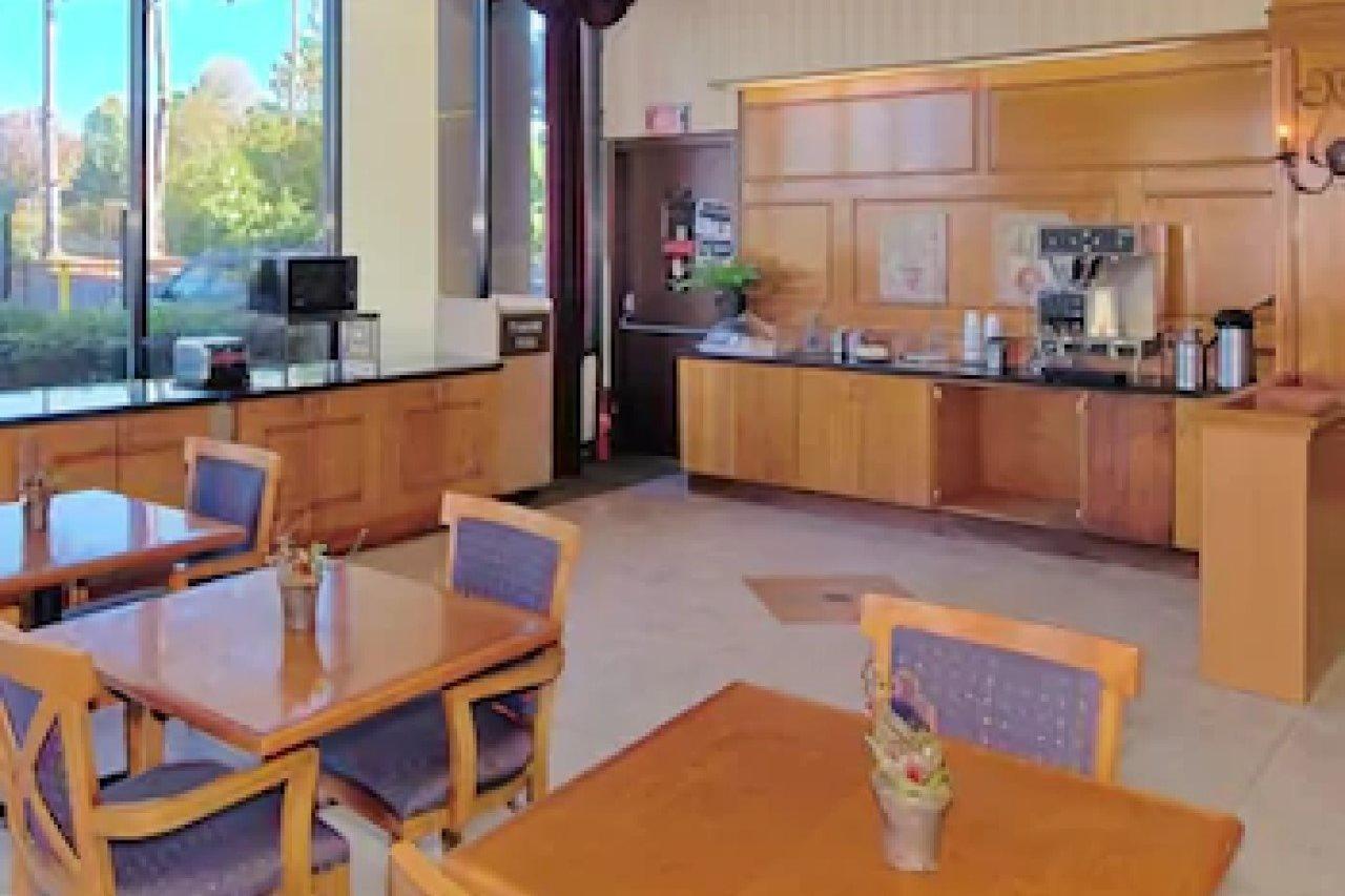 Knights Inn Six Flags Lodge West Eksteriør billede