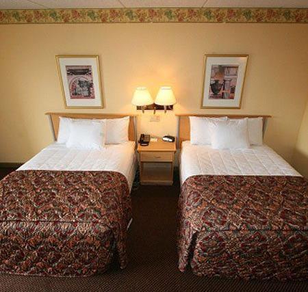 Knights Inn Six Flags Lodge West Værelse billede